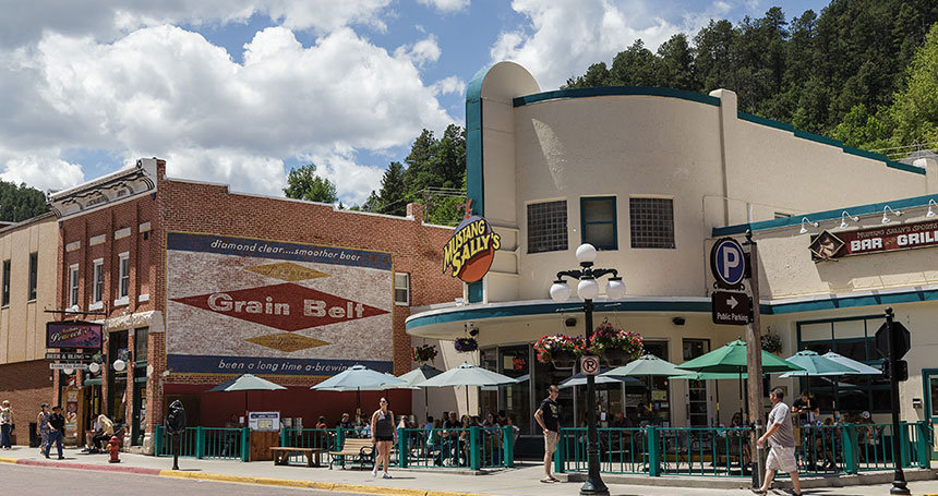Mustang Sally’s exterior