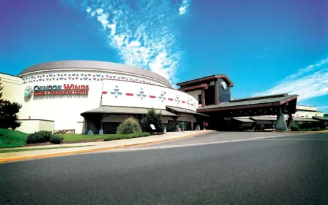 Chinook Winds Casino & Convention Center — lincoln city