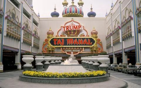 Trump Taj Mahal — atlantic city