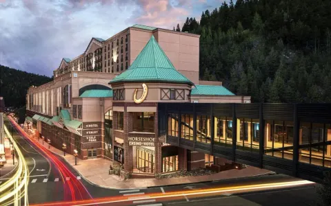 Isle of Capri Casino — black hawk
