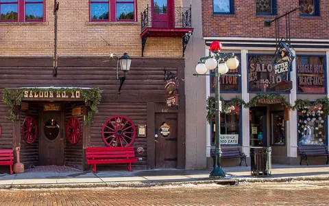 Old Style Saloon No. 10 (The Utter Place) — deadwood