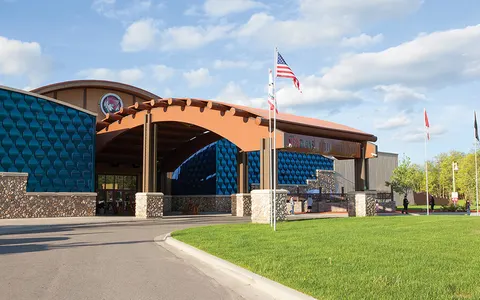 Seven Clans Casino Red Lake — red lake