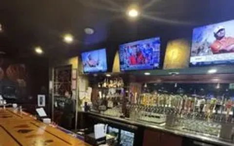 Gloria’s Lounge and Casino — visalia