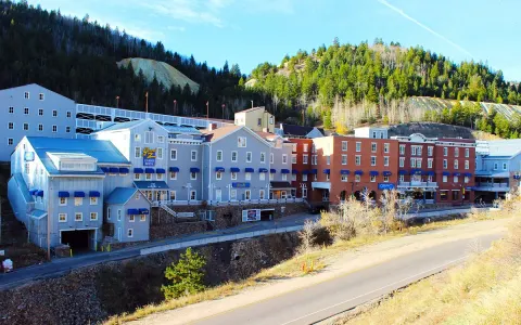 Grand Z Casino Hotel — central city
