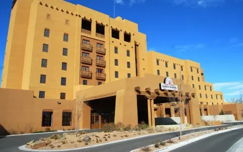 Santa Claran Hotel & Casino — espanola